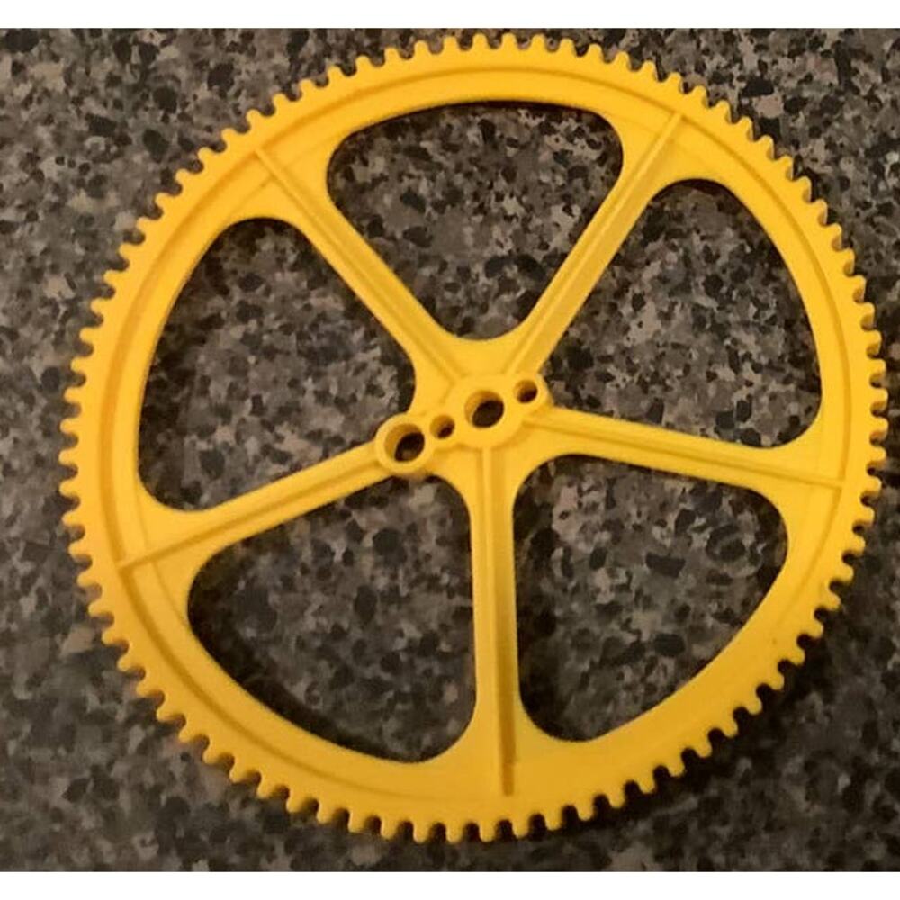 1 Knex Big Yellow Gear Large Crown w/Offset Socket - K'nex Replacement Part